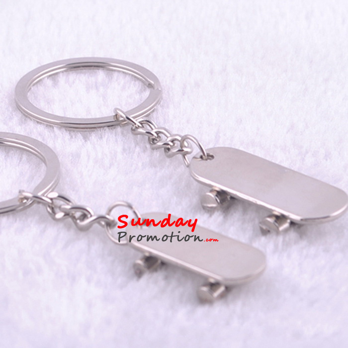 Wholesale Love Keychains for Couples Metal Skateboard Keychains