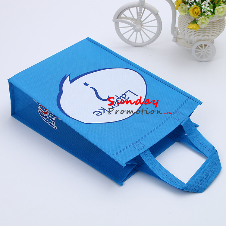 Custom Promotional Non Woven Bag With Side Gusset 32*24cm