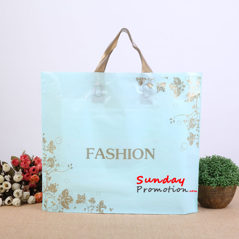 Medium Frosted Plastic Shopper Cheap Custom Made Plastic Bag with Handle for Cloth