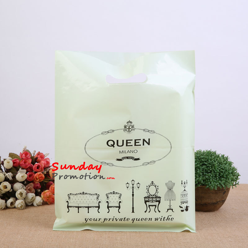 Die Cut Handle Logo Plastic Bag Packing Bag for Shopping Small Size
